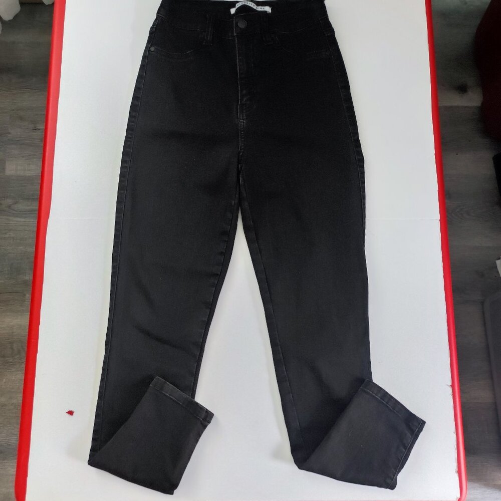 Celebrity Pink jeans women youth size 9/29 black curvy skinny stretch high-waist